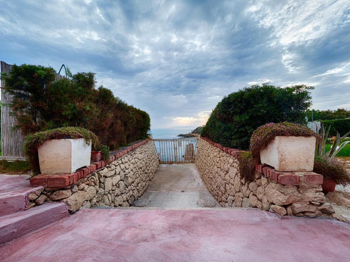 Il Varo A Mare Punta Braccetto Luaran gambar